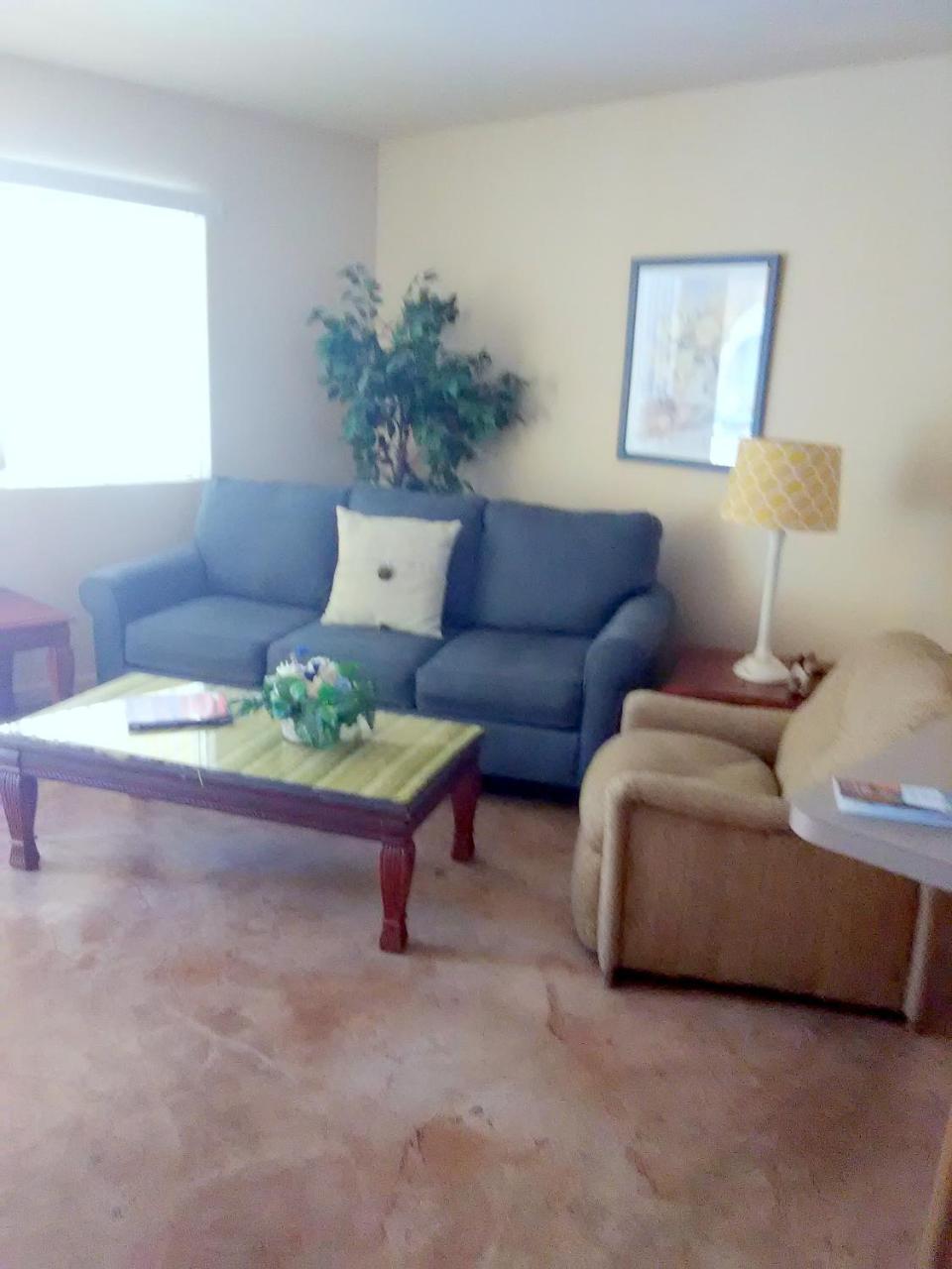 Hidden Palms Resort & Condominiums Лейк Хавасу Сити Стая снимка